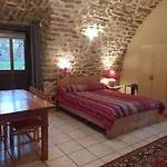 Feriehus La Voute Celeste 2/3 Pers Aux Bondons