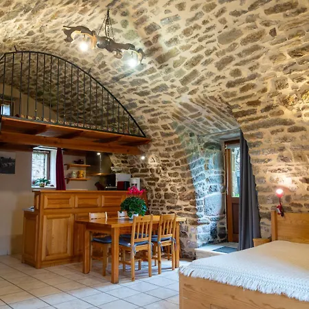 La Voute Celeste 2/3 Pers Aux Bondons